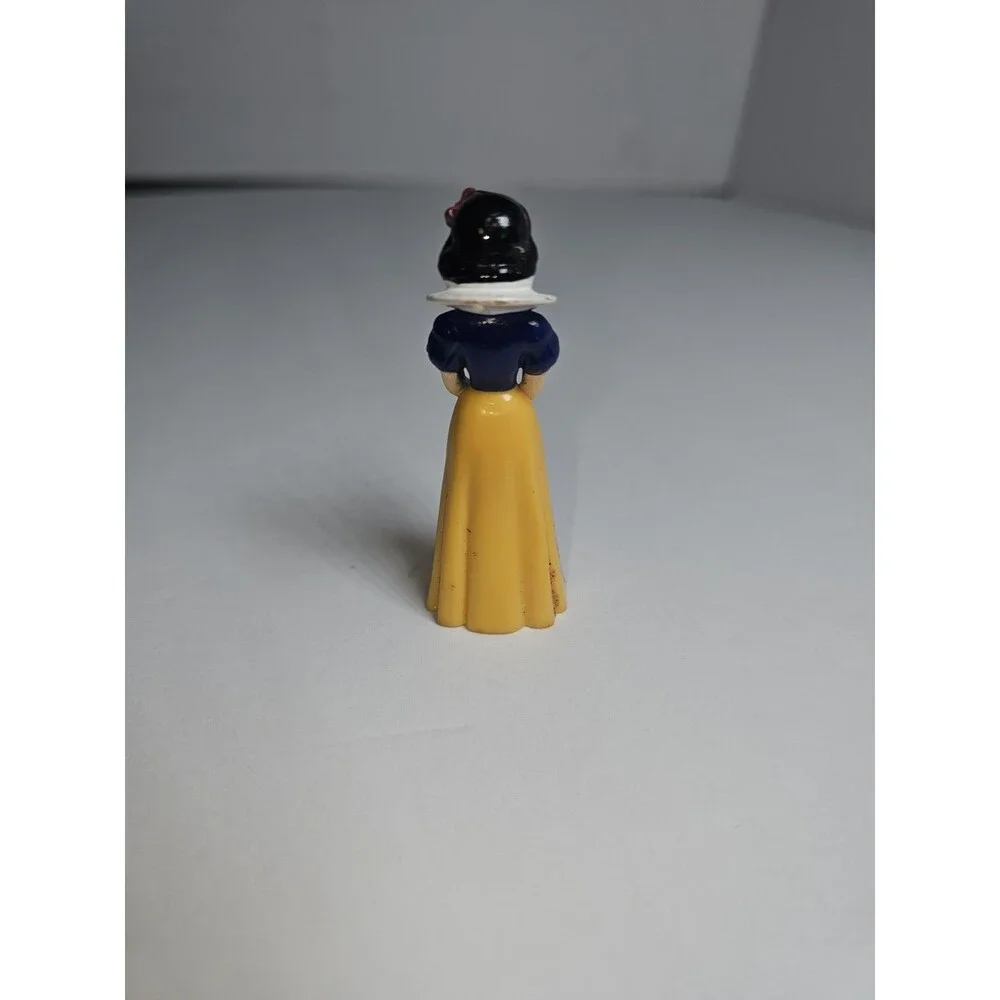 Snow White - Disney Snow White and the Seven Dwarfs 2.75